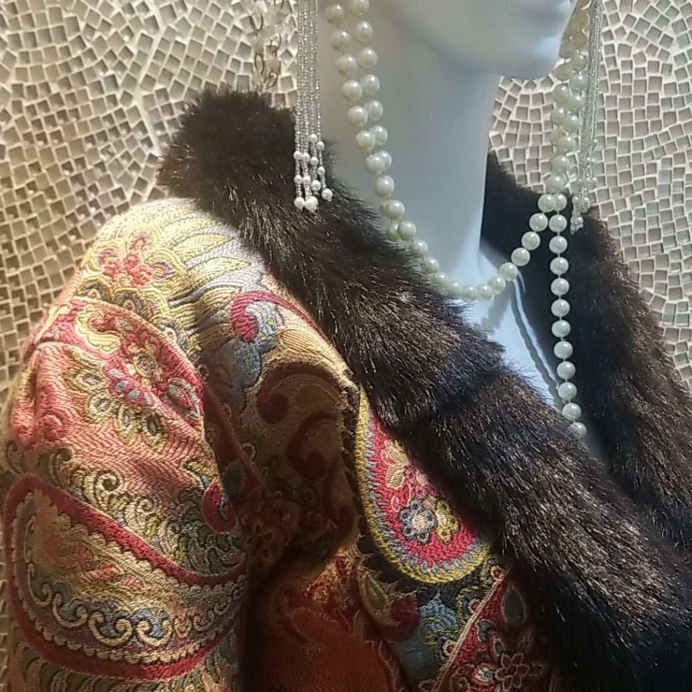Designer Jacket - Picture 2 of 4